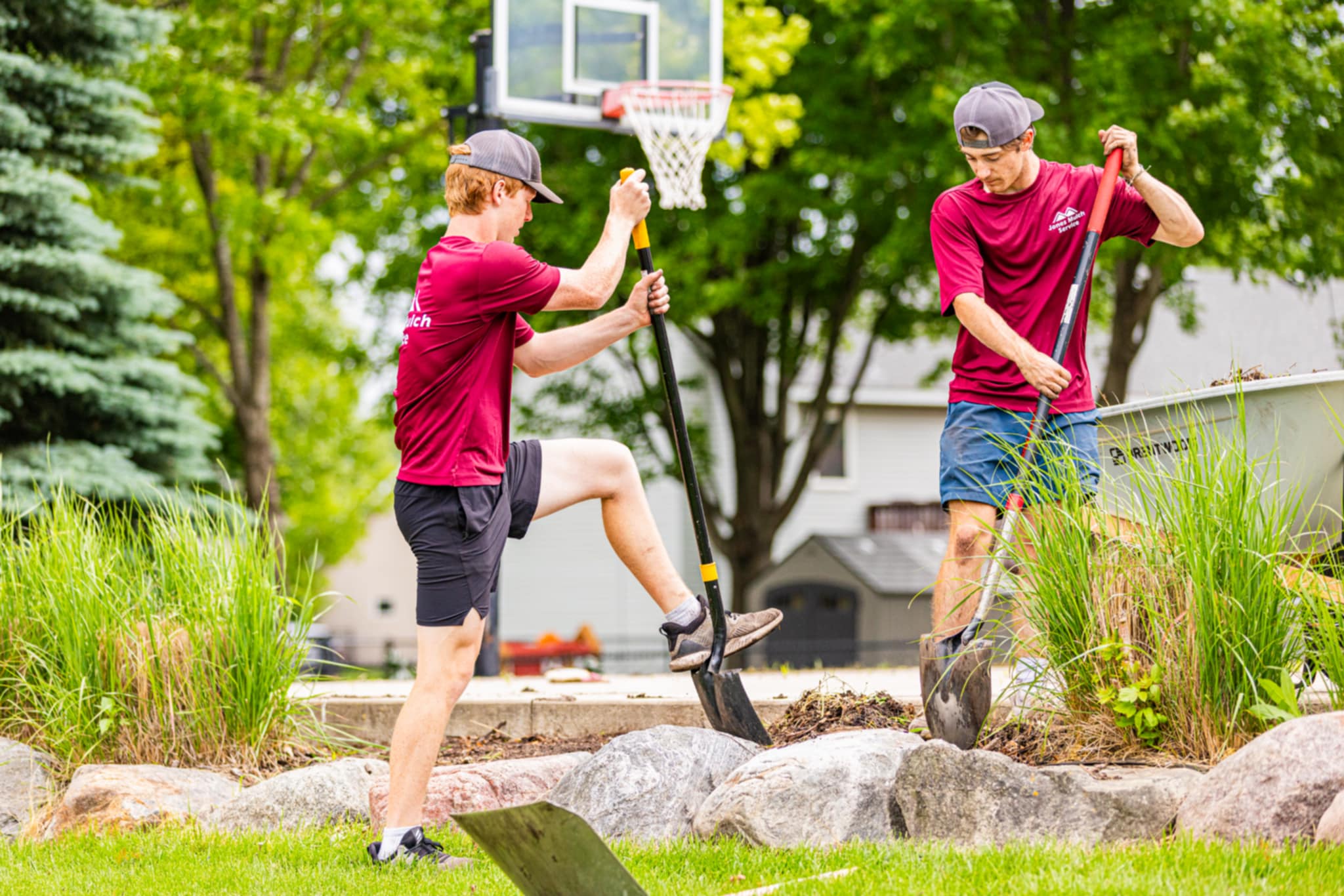 7fc46ba8-226e-4375-a327-b505aa0f0e02